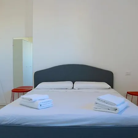 Apartamento Skyline Apartment With Balcony - 4 People Milão